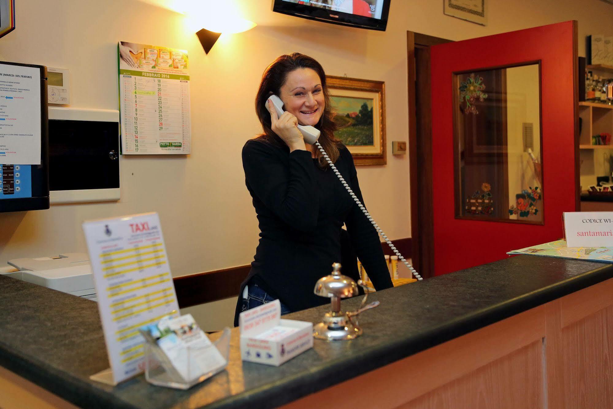 Hotel Santa Maria - Bardolino Town Center Экстерьер фото